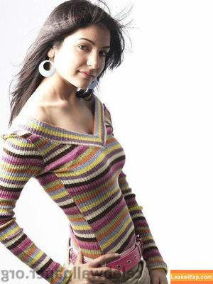 Anushka Sharma photo #0018