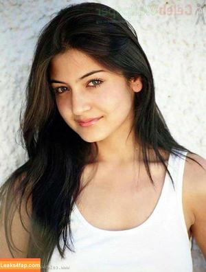 Anushka Sharma photo #0032