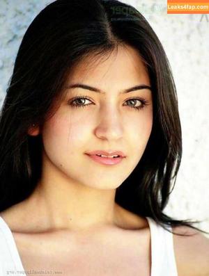 Anushka Sharma photo #0042