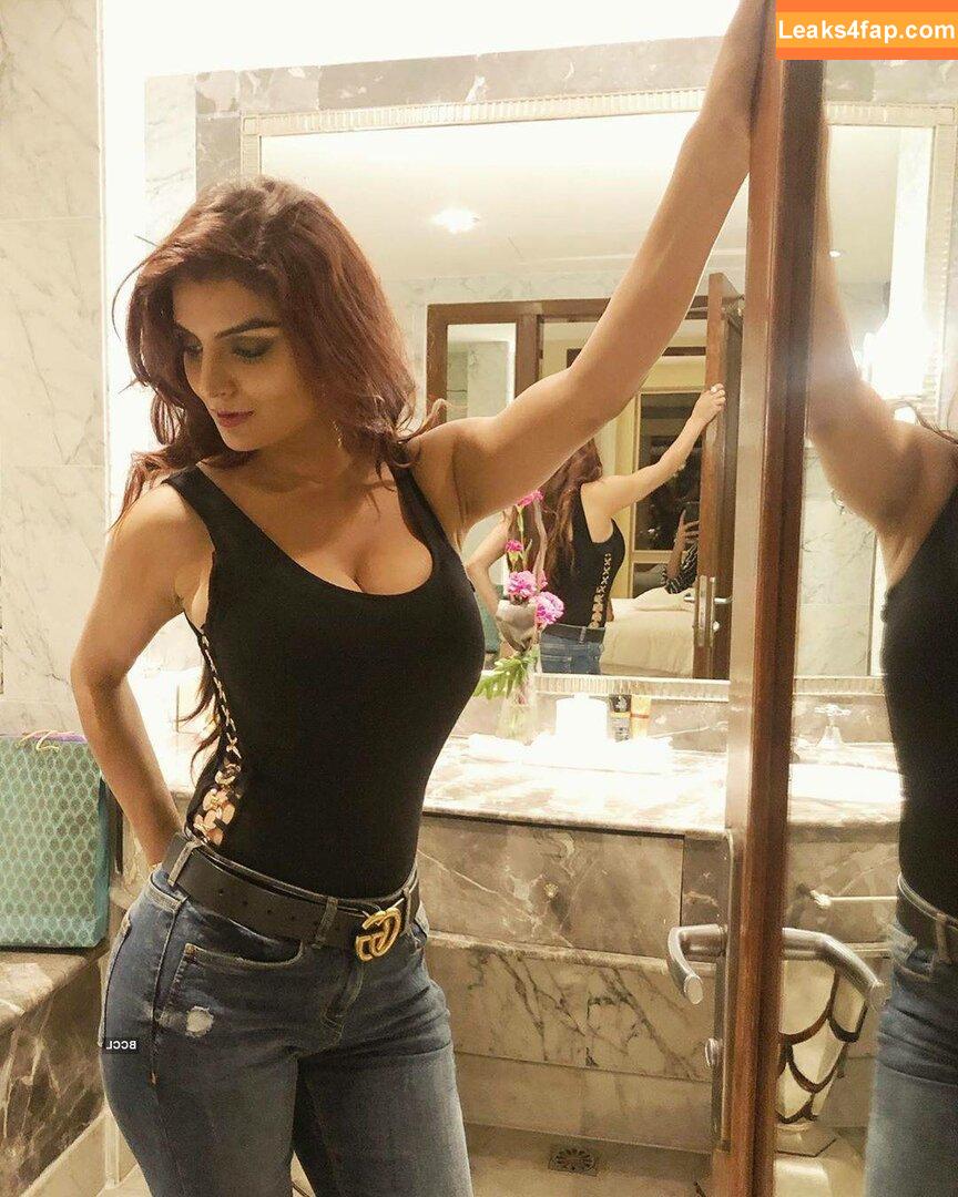 Anveshi Jain / anveshi25 / anveshijain leaked photo photo #0106