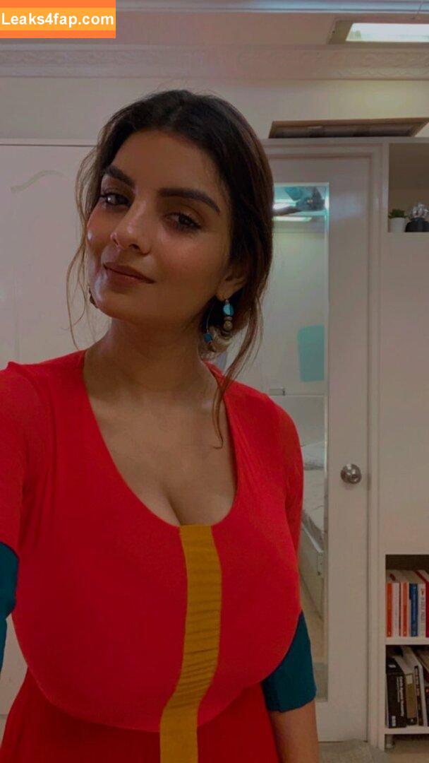 Anveshi Jain / anveshi25 / anveshijain leaked photo photo #0121