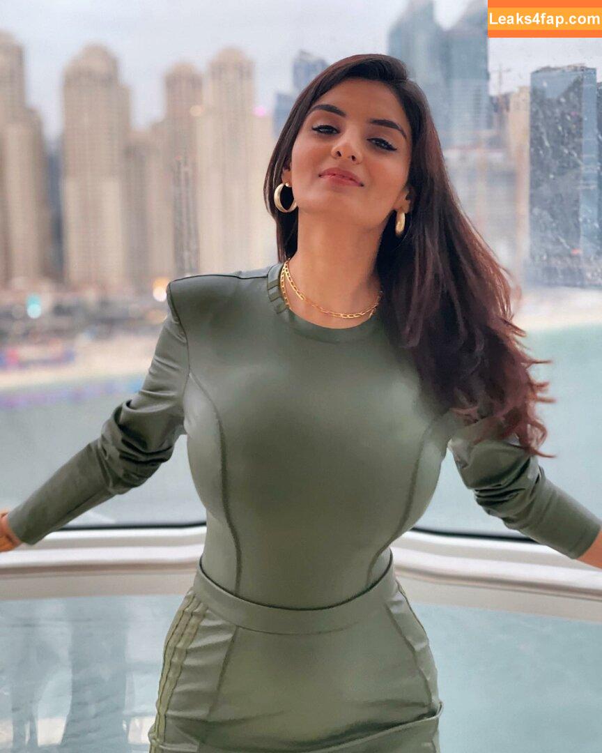 Anveshi Jain / anveshi25 / anveshijain leaked photo photo #0154