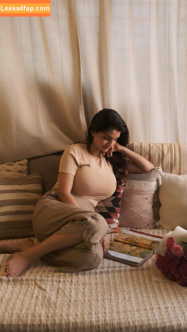 Anveshi Jain / anveshi25 / anveshijain leaked photo photo #0157