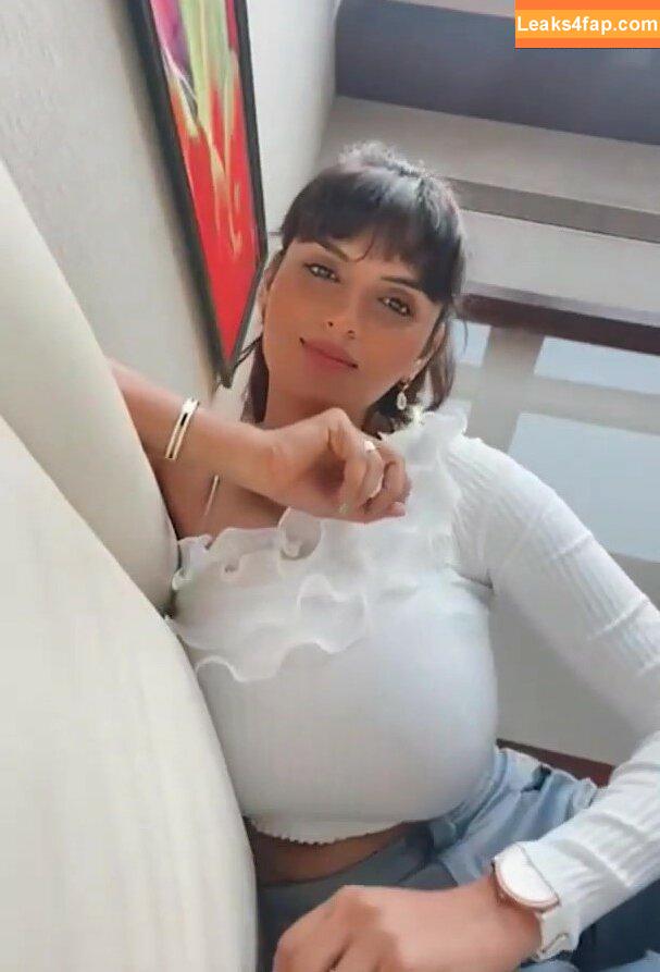 Anveshi Jain / anveshi25 / anveshijain leaked photo photo #0174