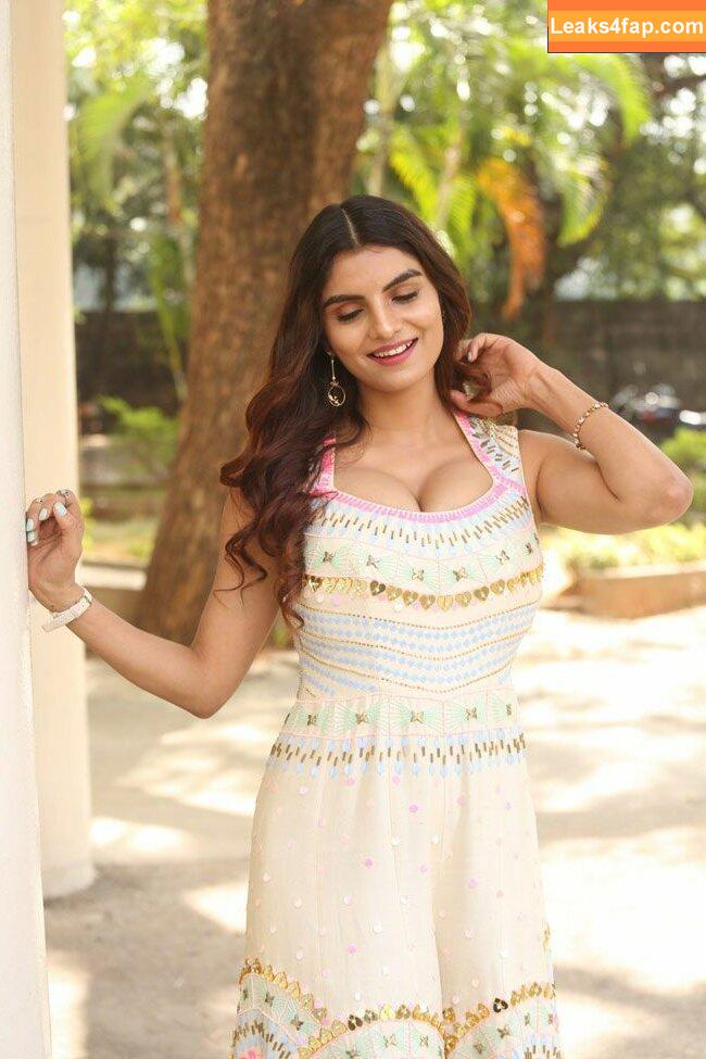 Anveshi Jain / anveshi25 / anveshijain leaked photo photo #0195