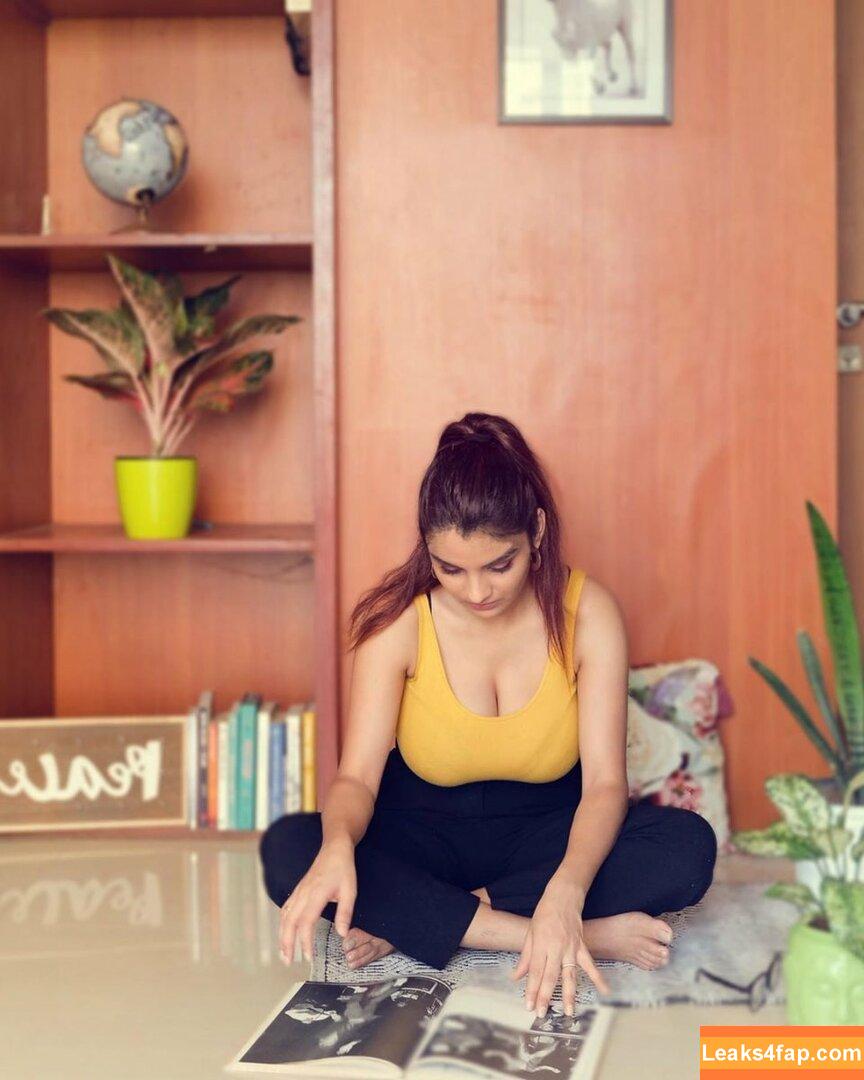 Anveshi Jain / anveshi25 / anveshijain leaked photo photo #0226