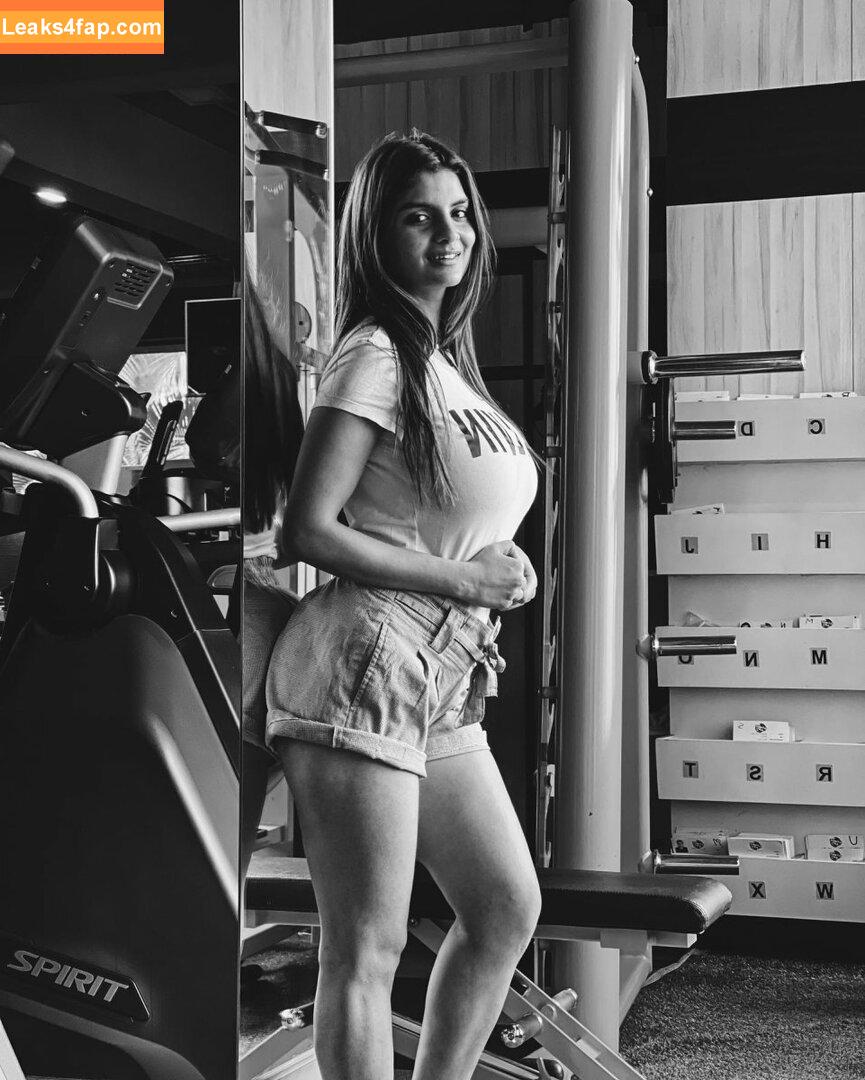 Anveshi Jain / anveshi25 / anveshijain leaked photo photo #0244