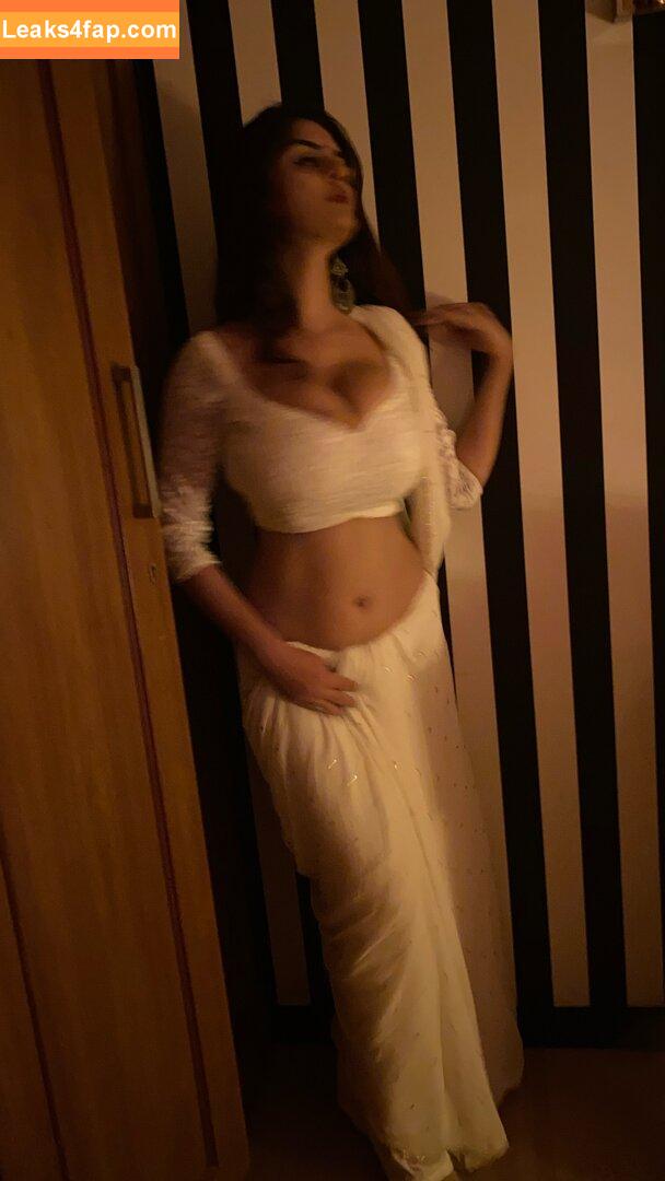 Anveshi Jain / anveshi25 / anveshijain leaked photo photo #0611