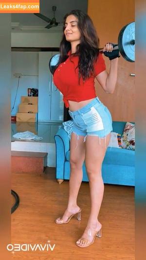 Anveshi Jain photo #0051