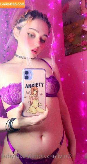 Anxiety Doll photo #0008