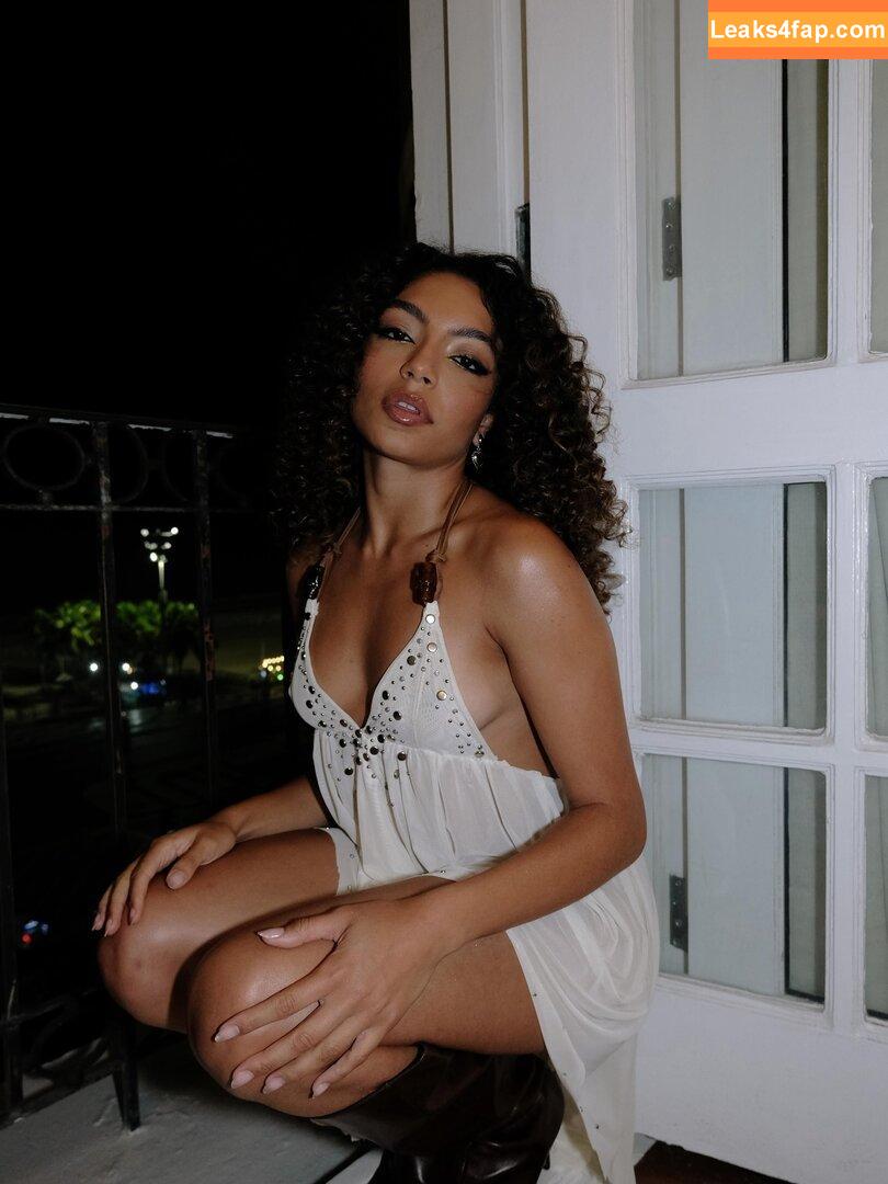 Any Gabrielly / anygabriellyofficial / gabrielly.aviila leaked photo photo #0110