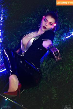 Anya Ichios photo #0011