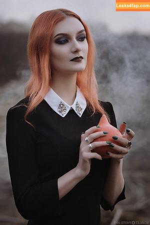 Anya Ichios photo #0112