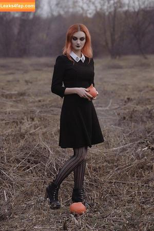 Anya Ichios photo #0119