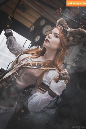 Anya Ichios photo #0127