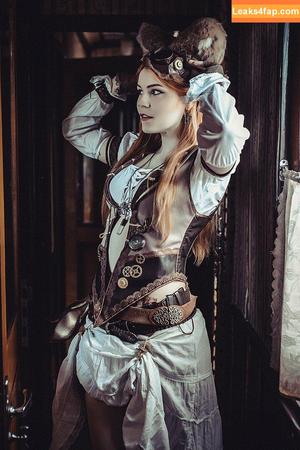 Anya Ichios photo #0135