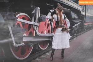 Anya Ichios photo #0153