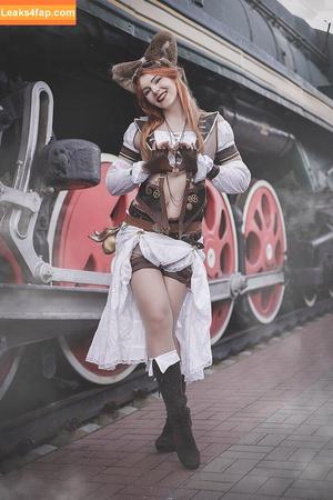 Anya Ichios photo #0154