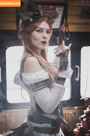 Anya Ichios photo #0157