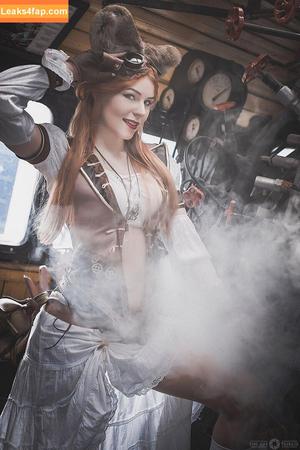 Anya Ichios photo #0165