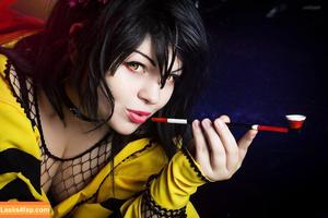 Anya Ichios photo #0173