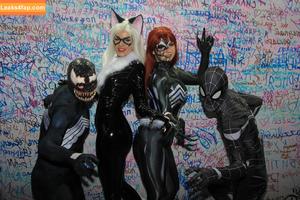 Anya Ichios photo #0275