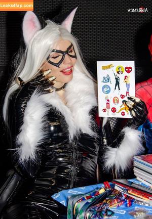 Anya Ichios photo #0285