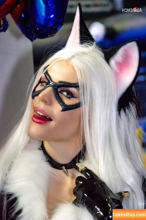 Anya Ichios photo #0289