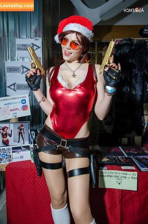 Anya Ichios photo #0304