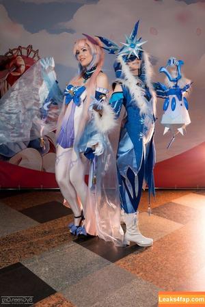 Anya Ichios photo #0337