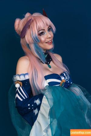 Anya Ichios photo #0350