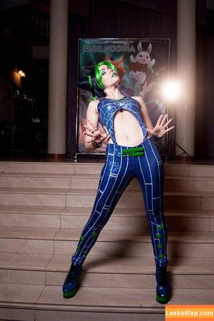 Anya Ichios photo #0377