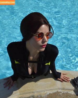 Anya Ichios photo #0394