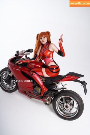 Anya Ichios photo #0439