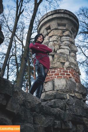 Anya Ichios photo #0496