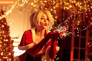 Anya Ichios photo #0585