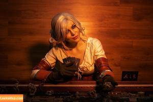 Anya Ichios photo #0596