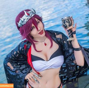 Anya Ichios photo #0610