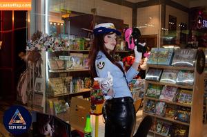 Anya Ichios photo #0647