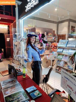 Anya Ichios photo #0650