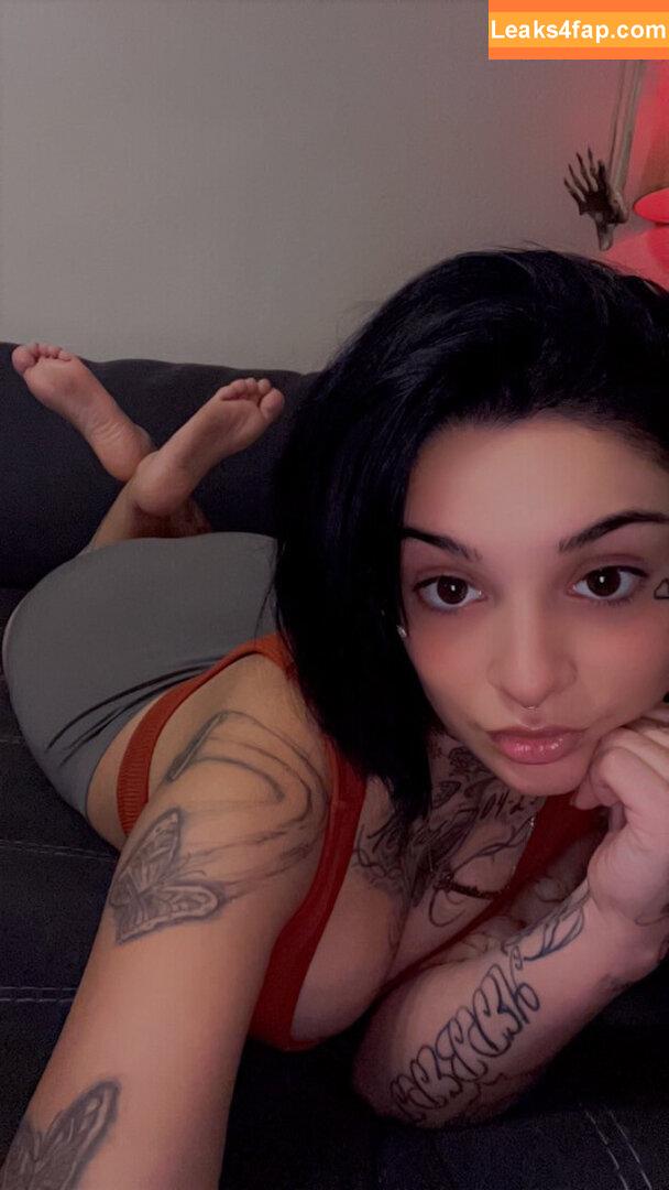 Anya Soles / anyasreviews leaked photo photo #0009