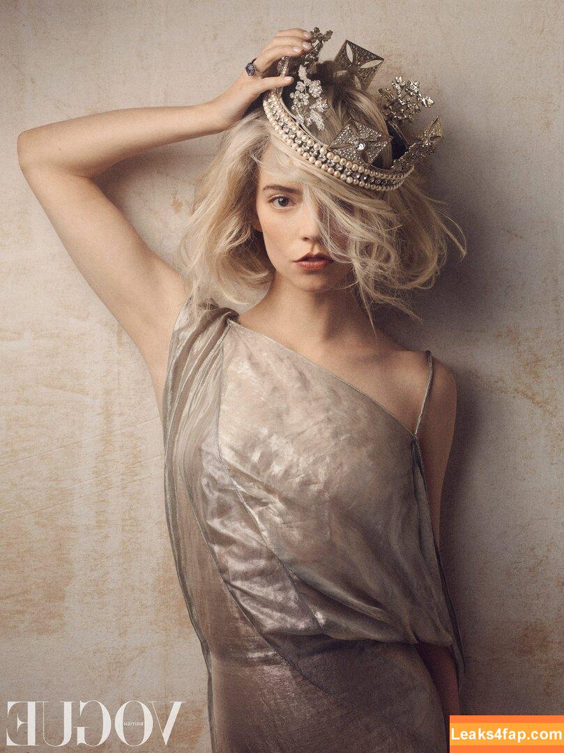 Anya Taylor-Joy / anyataylorjoy / owlicats leaked photo photo #0006
