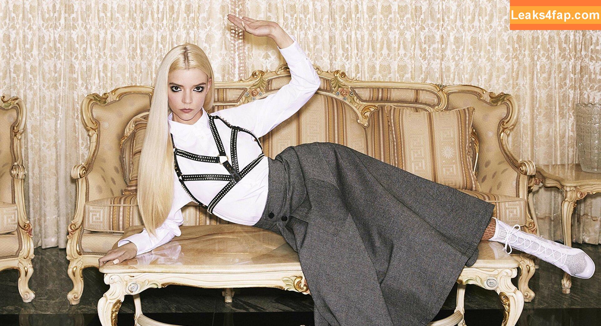 Anya Taylor-Joy / anyataylorjoy / owlicats leaked photo photo #0100