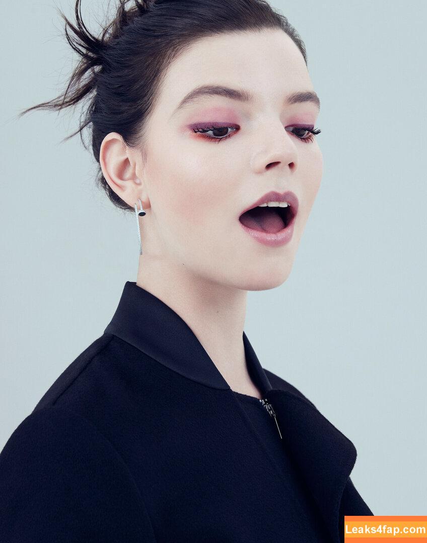 Anya Taylor-Joy / anyataylorjoy / owlicats leaked photo photo #0105