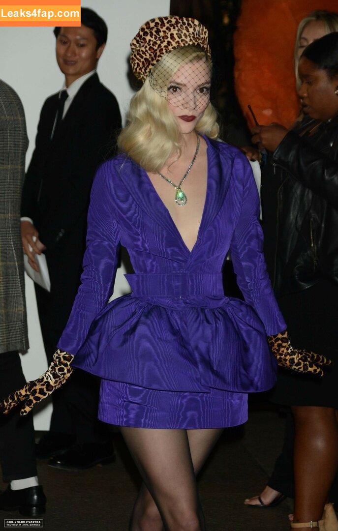 Anya Taylor-Joy / anyataylorjoy / owlicats leaked photo photo #0129