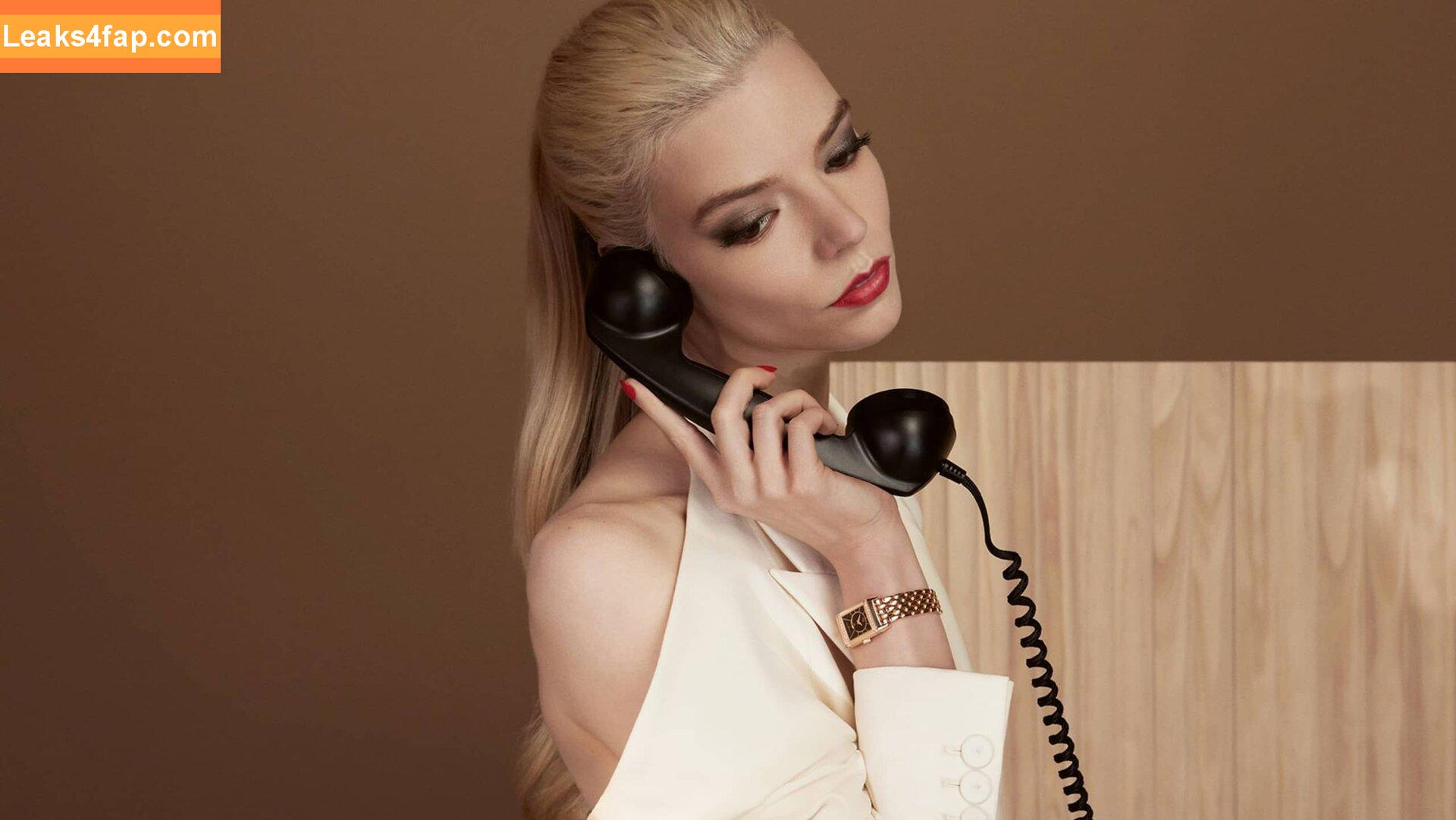 Anya Taylor-Joy / anyataylorjoy / owlicats leaked photo photo #0163