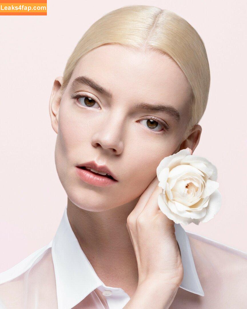 Anya Taylor-Joy / anyataylorjoy / owlicats leaked photo photo #0169