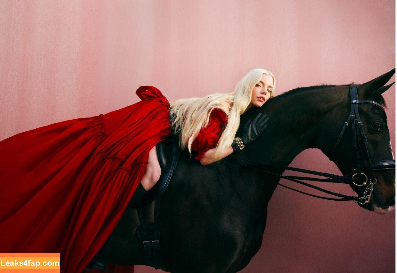 Anya Taylor-Joy / anyataylorjoy / owlicats leaked photo photo #0186