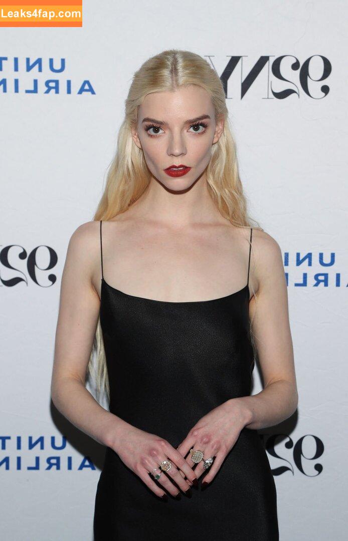 Anya Taylor-Joy / anyataylorjoy / owlicats leaked photo photo #0222