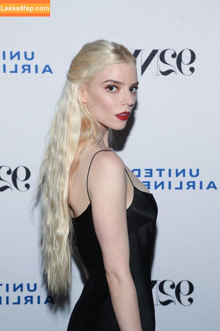 Anya Taylor-Joy / anyataylorjoy / owlicats leaked photo photo #0224